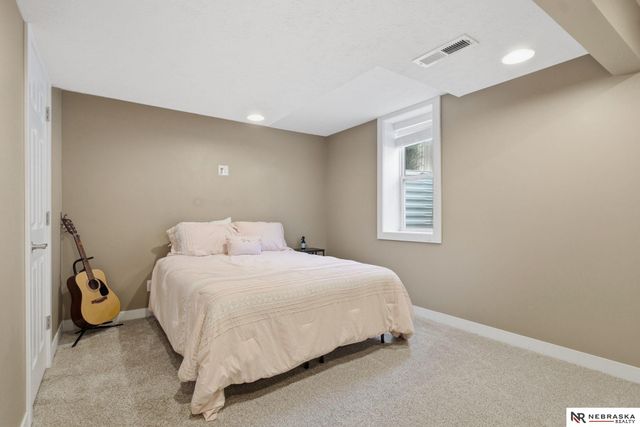 5439 S 32nd Street, Lincoln, NE 68516