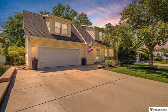 5439 S 32nd Street, Lincoln, NE 68516