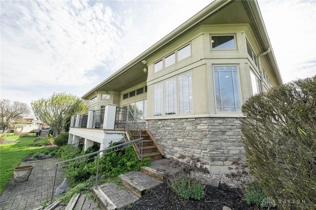 29 Governors Club Drive, Beavercreek Twp, OH 45385
