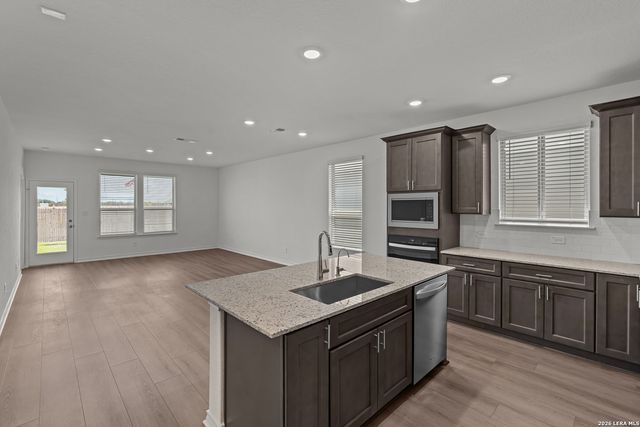 118 THORNY GROVE, San Antonio, TX 78253