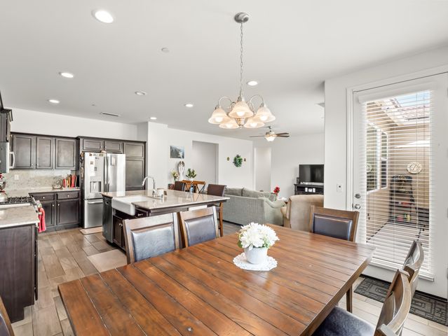 2459 Lombard Lane, Clovis, CA 93611