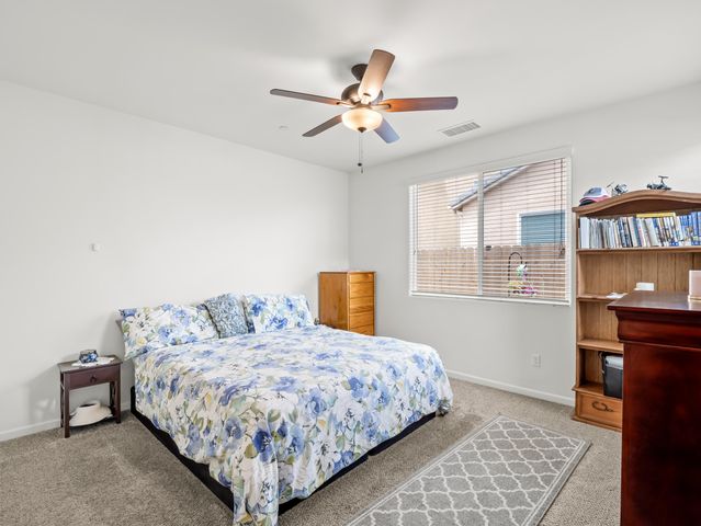 2459 Lombard Lane, Clovis, CA 93611