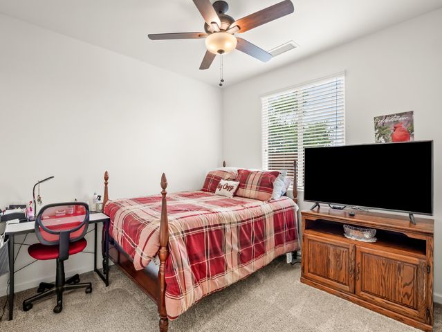 2459 Lombard Lane, Clovis, CA 93611