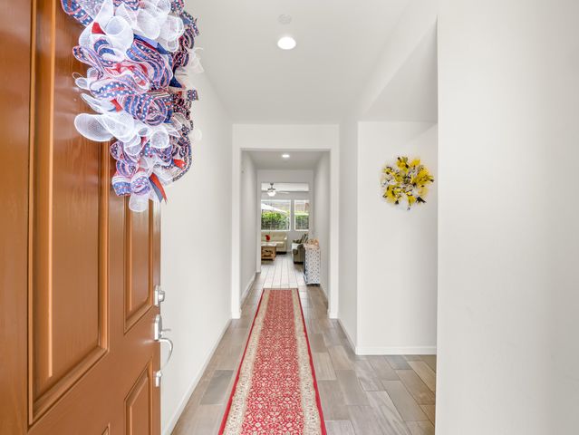 2459 Lombard Lane, Clovis, CA 93611