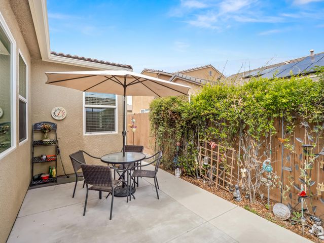 2459 Lombard Lane, Clovis, CA 93611