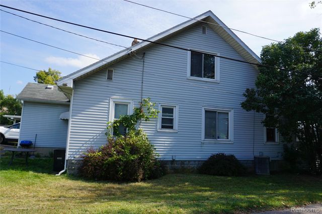 2008 University Avenue, Flint, MI 48504