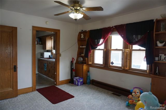 2008 University Avenue, Flint, MI 48504