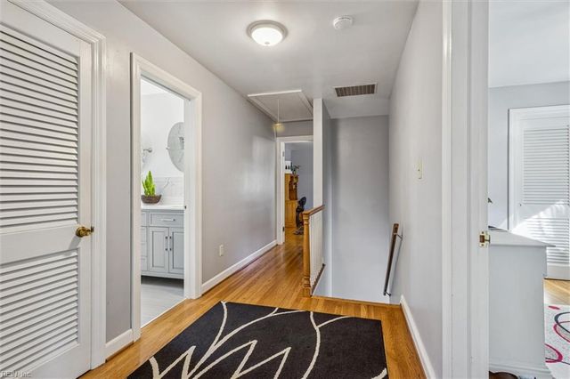 24 Langhorne RD, Newport News, VA 23606