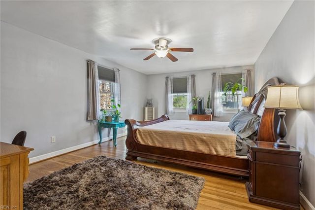 24 Langhorne RD, Newport News, VA 23606