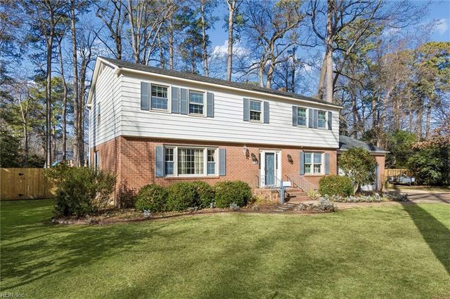 24 Langhorne RD, Newport News, VA 23606