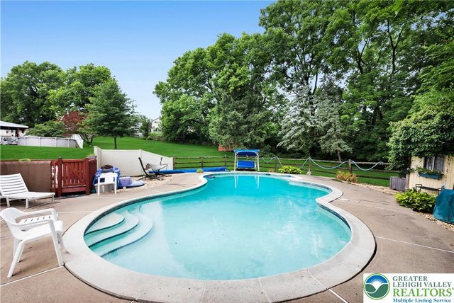 1939 Latta Street, South Whitehall Twp, PA 18104