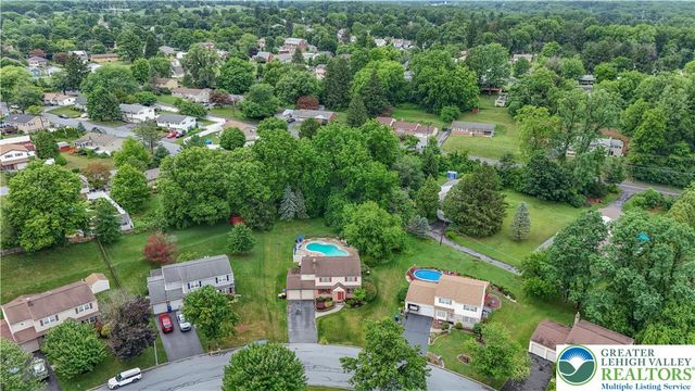 1939 Latta Street, South Whitehall Twp, PA 18104
