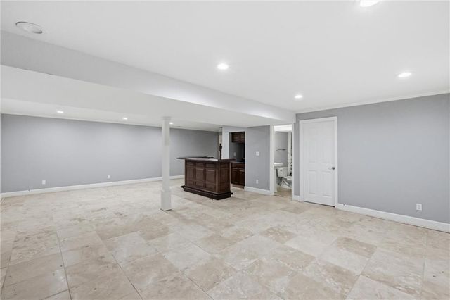 1536 Alvamar Drive, Lawrence, KS 66047