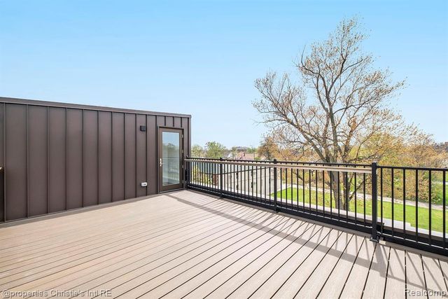 1450 Townsend Street, Detroit, MI 48214