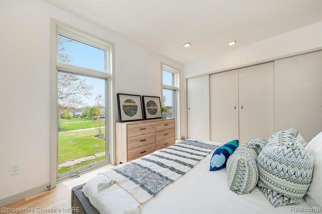 1450 Townsend Street, Detroit, MI 48214