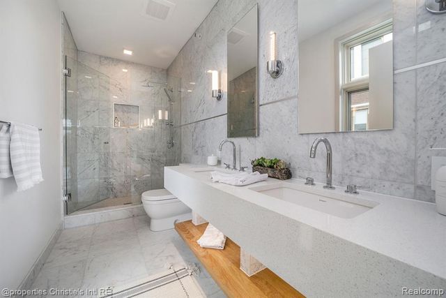 1450 Townsend Street, Detroit, MI 48214