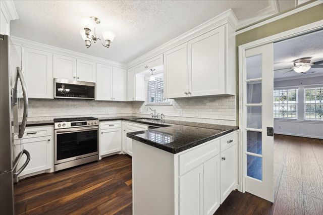 1115 Post Street, Houston, TX 77022