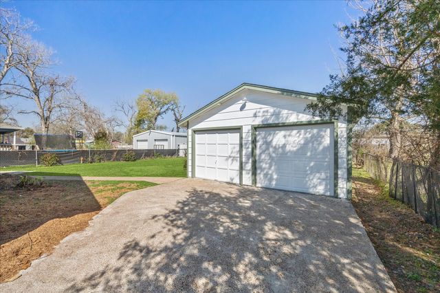 1115 Post Street, Houston, TX 77022