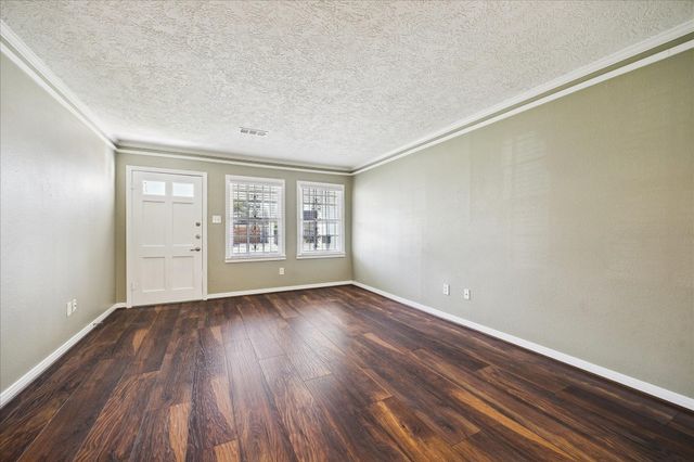 1115 Post Street, Houston, TX 77022