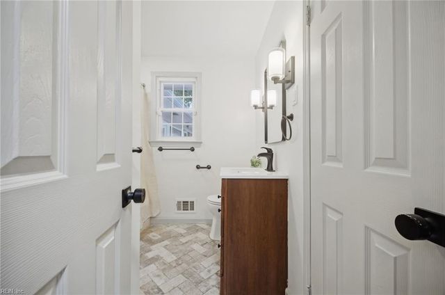 5500 Coliss AVE, Virginia Beach, VA 23462