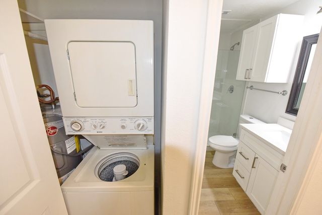 3701 Cedarplaza Lane 205, Dallas, TX 75209