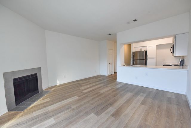 3701 Cedarplaza Lane 205, Dallas, TX 75209