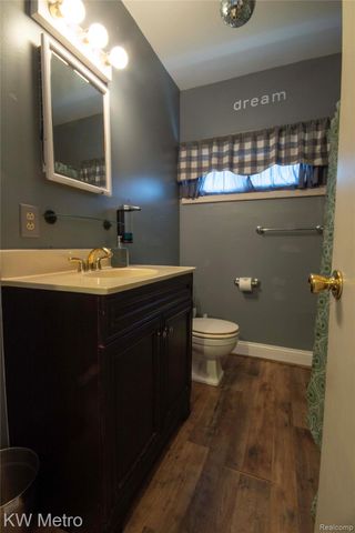 25405 Miracle Drive, Madison Heights, MI 48071