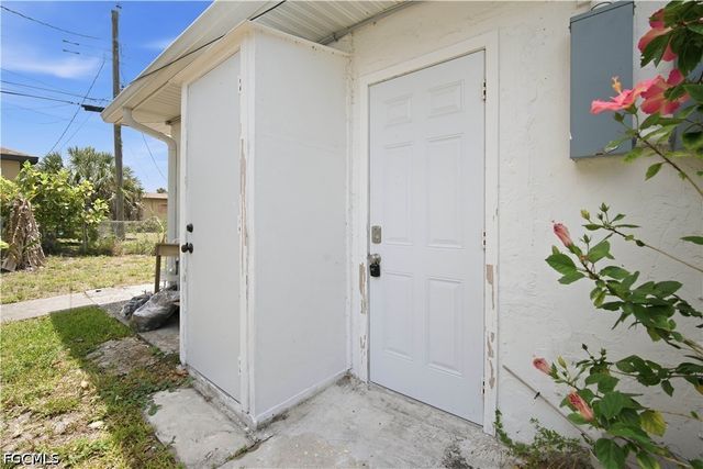 3026 2nd ST, Fort Myers, FL 33916