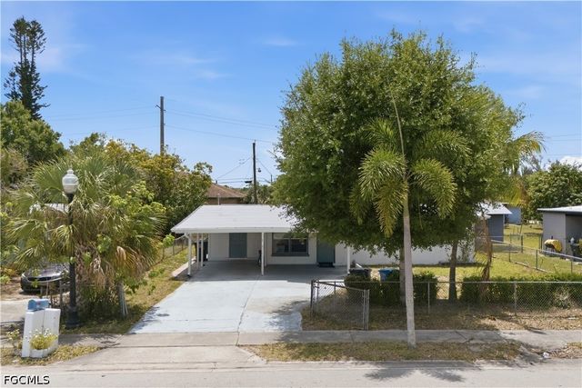 3026 2nd ST, Fort Myers, FL 33916