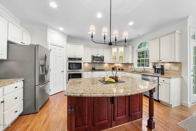 102 Morganford Place, Cary, NC 27518