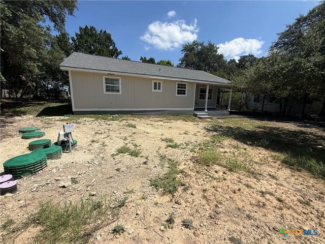 560 Wickford Way, Canyon Lake, TX 78133
