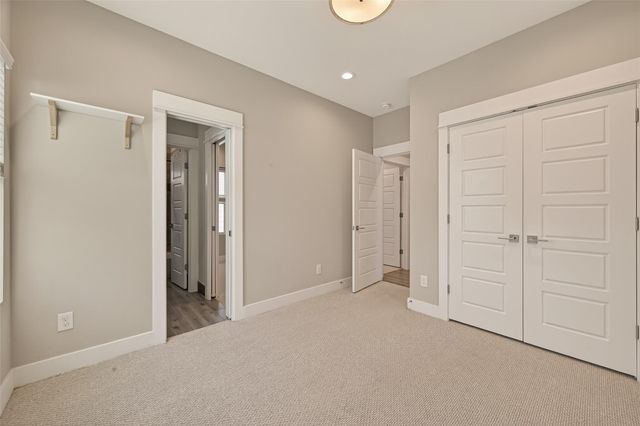 1257 W Tidwell Road, Houston, TX 77091