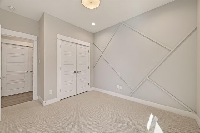 1257 W Tidwell Road, Houston, TX 77091