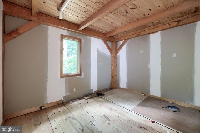 355 ARBOR RD, Lancaster, PA 17601