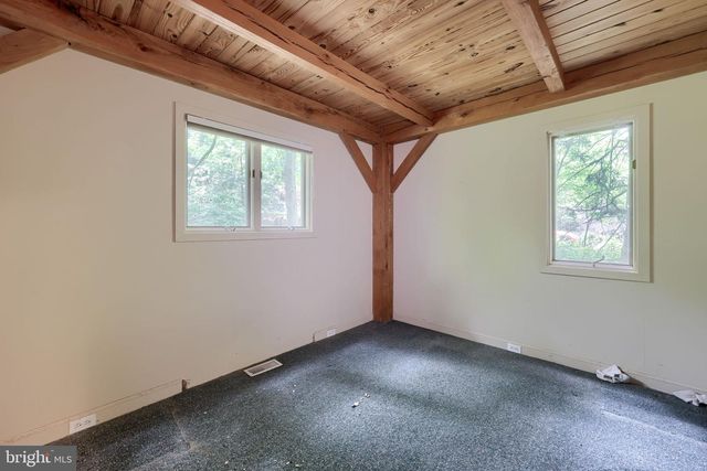 355 ARBOR RD, Lancaster, PA 17601