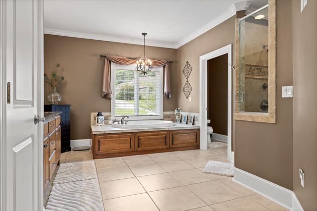 554 Castle Drive, Trenton, GA 30752