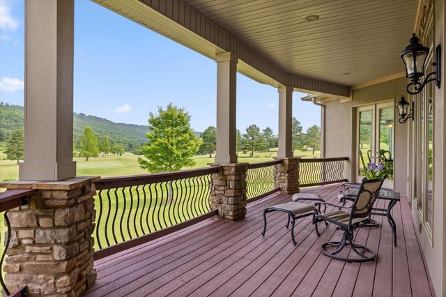 554 Castle Drive, Trenton, GA 30752