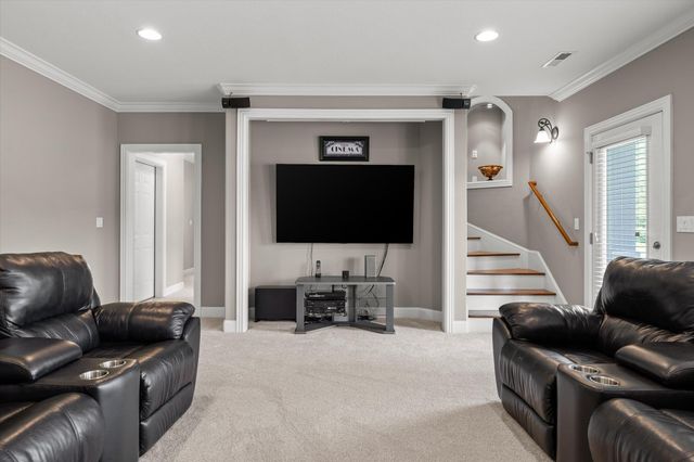 554 Castle Drive, Trenton, GA 30752