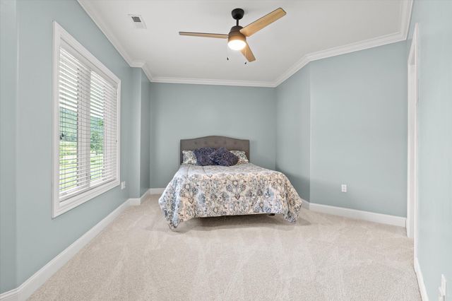 554 Castle Drive, Trenton, GA 30752