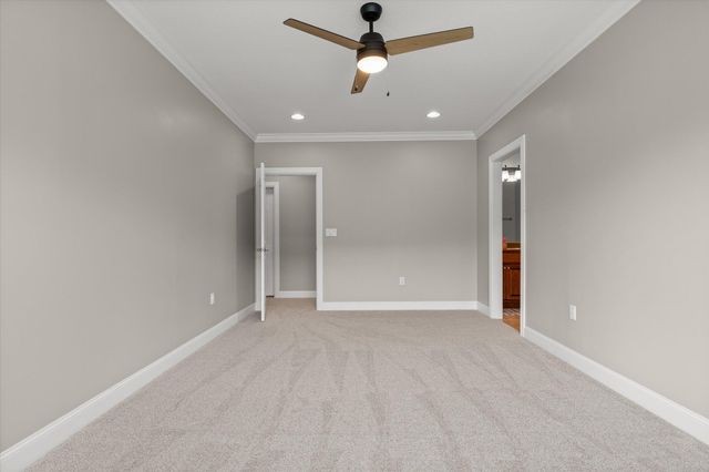 554 Castle Drive, Trenton, GA 30752