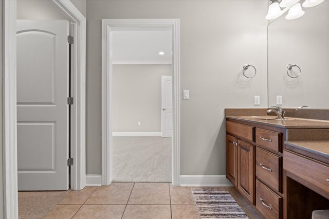 554 Castle Drive, Trenton, GA 30752