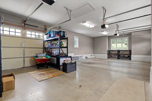 554 Castle Drive, Trenton, GA 30752