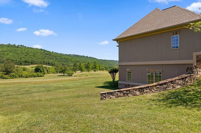 554 Castle Drive, Trenton, GA 30752