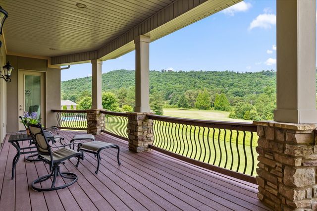 554 Castle Drive, Trenton, GA 30752