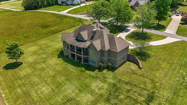554 Castle Drive, Trenton, GA 30752