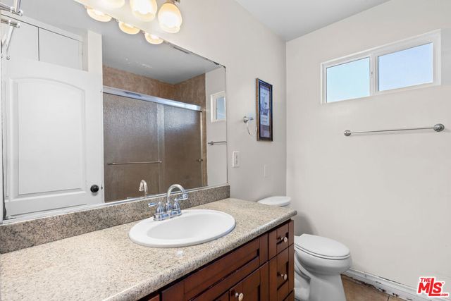 7039 Wortser Avenue, North Hollywood, CA 91605