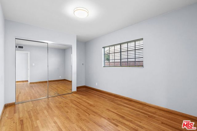 7039 Wortser Avenue, North Hollywood, CA 91605