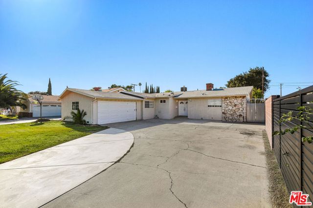 7039 Wortser Avenue, North Hollywood, CA 91605