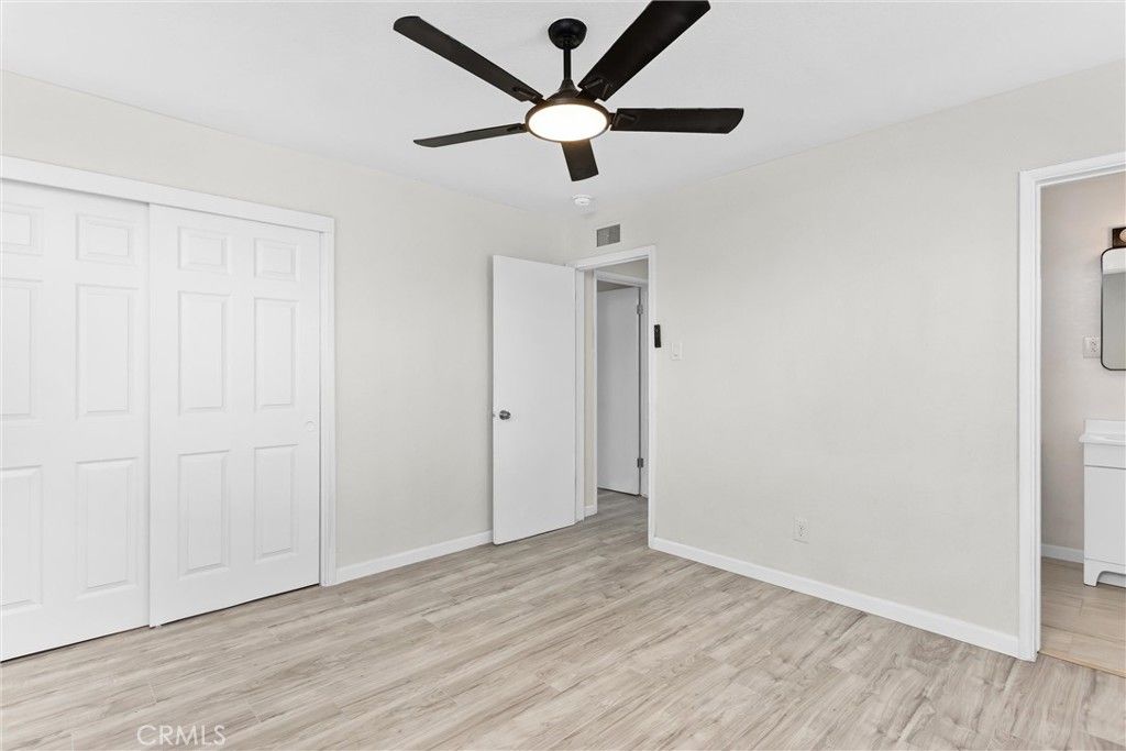 Image 27 of property listing at 15944 Wintun Road, Apple Valley, CA 92307
