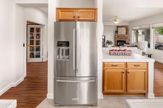 405 Lilypond Ln, Lincoln, CA 95648